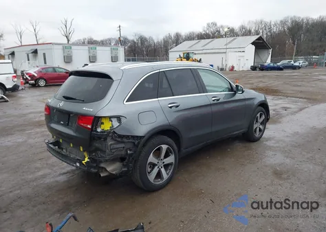 2016 Mercedes-Benz Glc 300 4Matic из США, поврежденный, VIN WDC0G4KBXGF009338